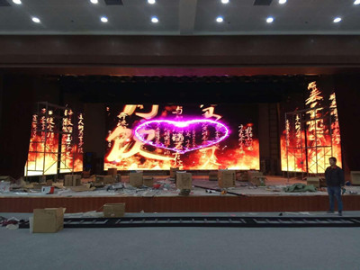 四川深夜网站在线观看舞台搭建中常用的美工小技巧，你懂几个