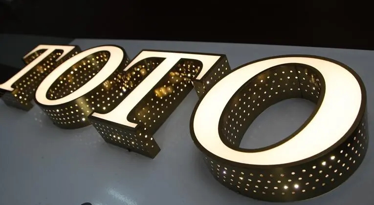 成都广告深夜AV免费观看发光字标识维护和保洁